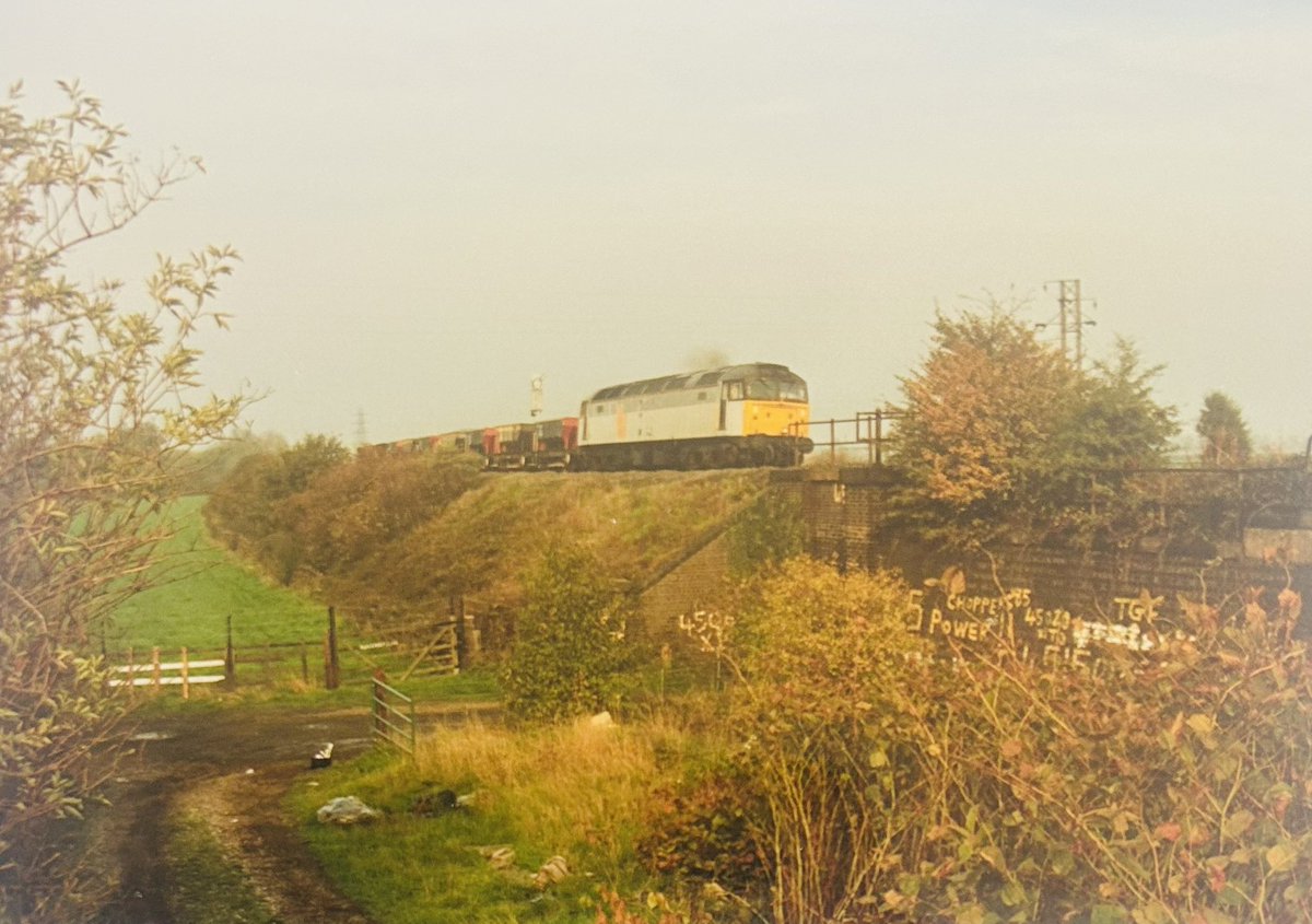 Shawn Collier (@leicrailale170) on Twitter photo 47359 runs towards Trent South Junction with ten empty Dogfish 31.20.95 #FortySevenFriday 47359 runs towards Trent South Junction with ten empty Dogfish 31.20.95 #FortySevenFriday