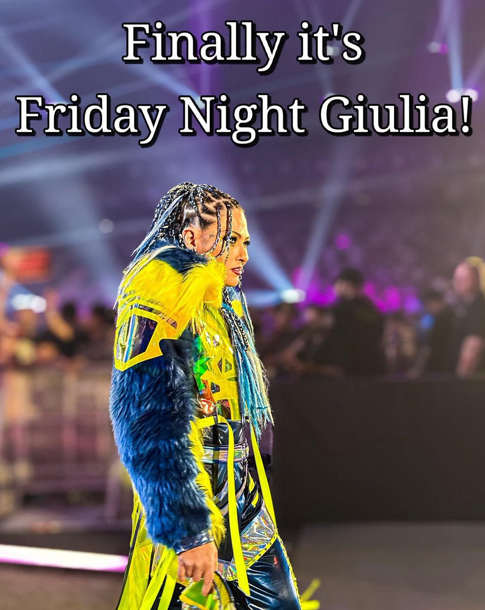 Giulia_Fan_Page's tweet image. Happy Friday ๐
#SmackDown