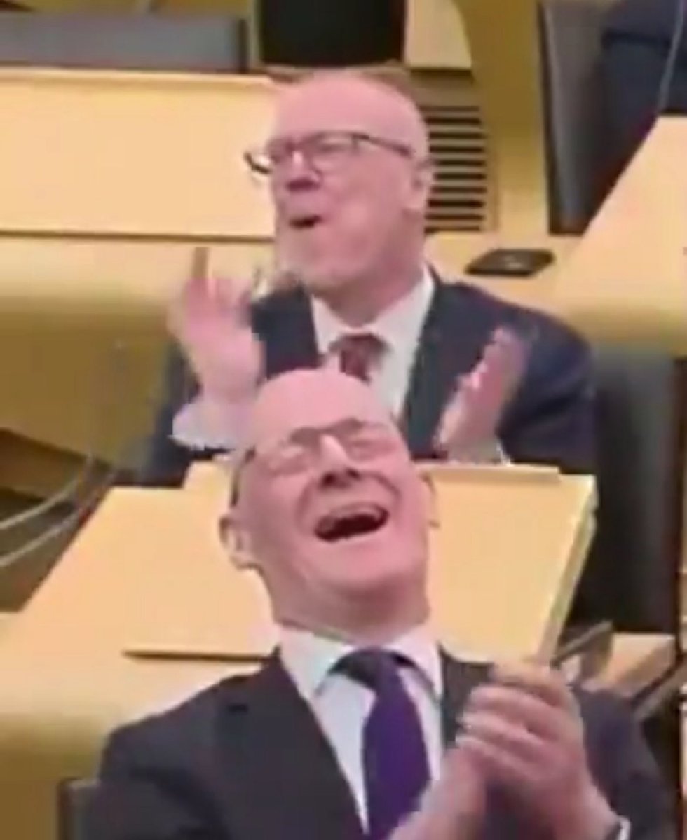 scepticpost's tweet image. Stephen Flynn SNP WM trougher needs investigating after this report.
“The Scottish Government and Stephen Flynn have been told they still have questions to answer over a "murky" deal to "rush through" a wind farm development. SNP Ministers gave planning permission for Green Volt…