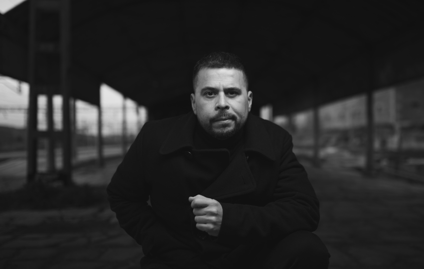 .<a href="/KOMPAKTREC/">KOMPAKT RECORDS</a>  pone su mirada en #Lopezhouse que entrega 'Scorpio Rising', todo un hit veraniego  de hechuras pop tinyurl.com/ydhzc9en