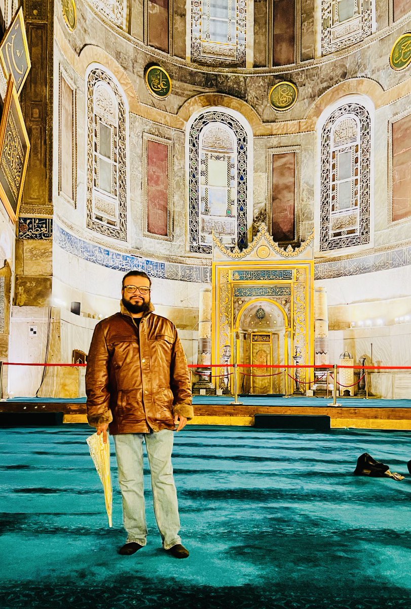 AuctionMirza's tweet image. Jumah Mubarak have a blessed 🌹 🌹 🌹 🌹 🌹 Friday Eid, Blessings and 🤲 for all humans on planet specially Palestinian Gazans ,Syrians .