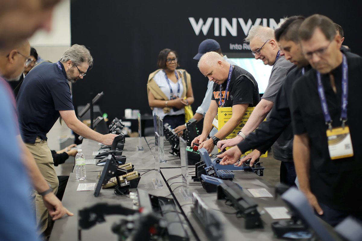 WINWING_SIM's tweet image. Had touched them on site?

#WINWING #flightsimulator #airline #aviation #FSExpo #desktop #737 #777 #aviationlovers