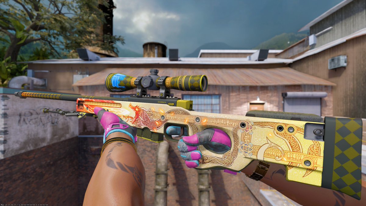 Just got the OG Titan Dragon Lore again!

Duped 0.032 Titan Holo Dragon Lore 

Up for sale in the next week! 🤠