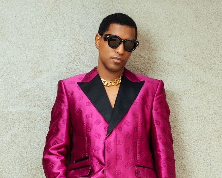BuzzLifenews's tweet image. “I’ve always felt the love from South Africa" - US artist Babyface returns to Mzansi!
Read: shorturl.at/ein3q