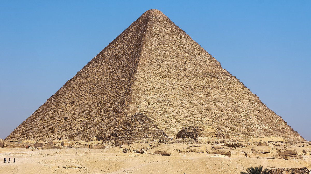 4gottenHist's tweet image. The math behind the construction of the Great Pyramid simply doesn’t add up
(Refer to my video)