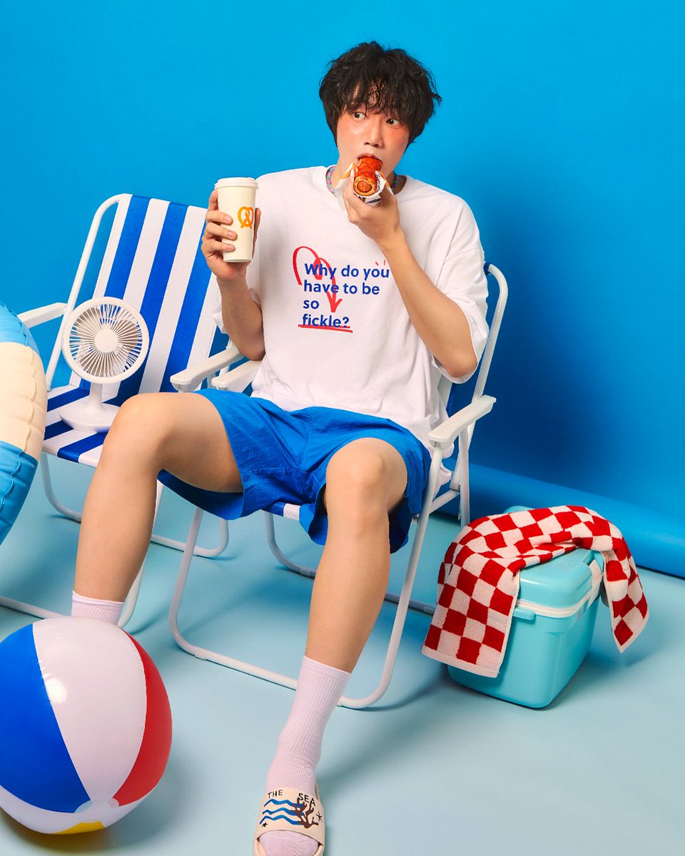 미친 날씨에 먹는 미친 불닭 치즈 핫도그 (positive)
무더운 날씨를 매콤한 가득한 한 입으로 이겨내 보세요🔥

#앤티앤스 #앤티앤스프레즐 #간식 #여름 #불닭치즈핫도그 #이열치열