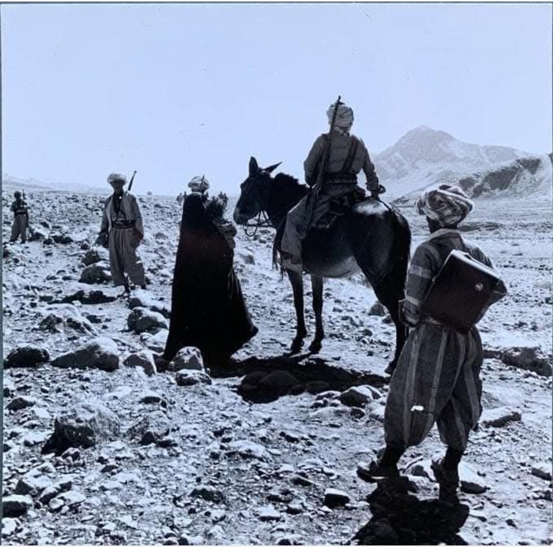 Gutilerx's tweet image. "Mela Mistefa Barzani' Wêne vedigere destpêka salên 1960an.
Wêne ji aliyê rojnamevanê Îzlandî ( Erlendur Haraldsson ve hatiye kişandin.
