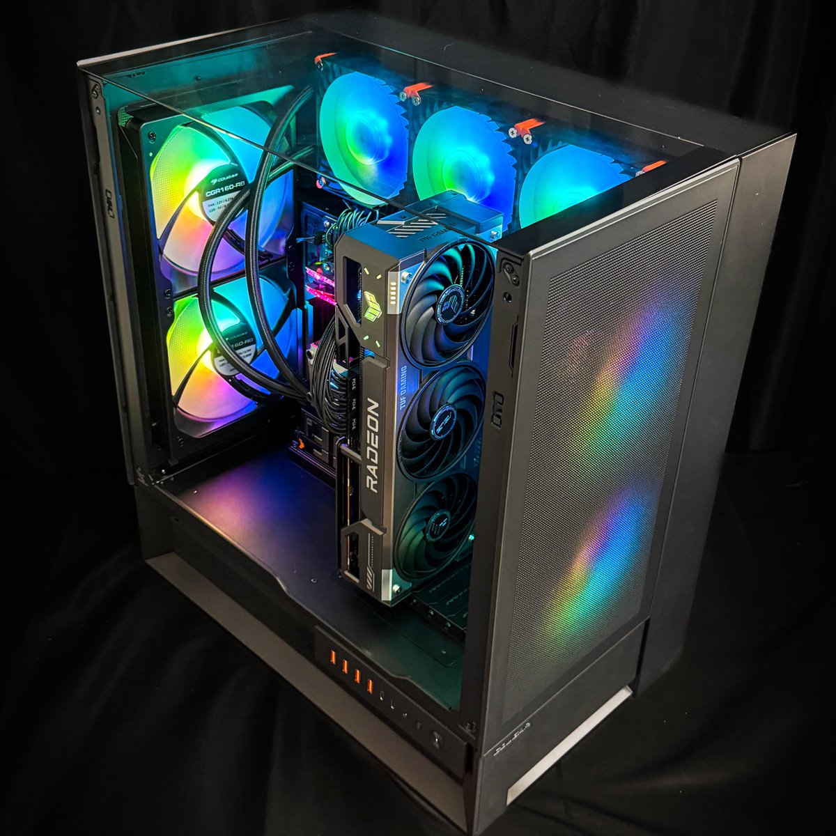 COUGAR_JAPAN's tweet image. 新製品の「OmnyX」の作例はこんな感じになります‼️