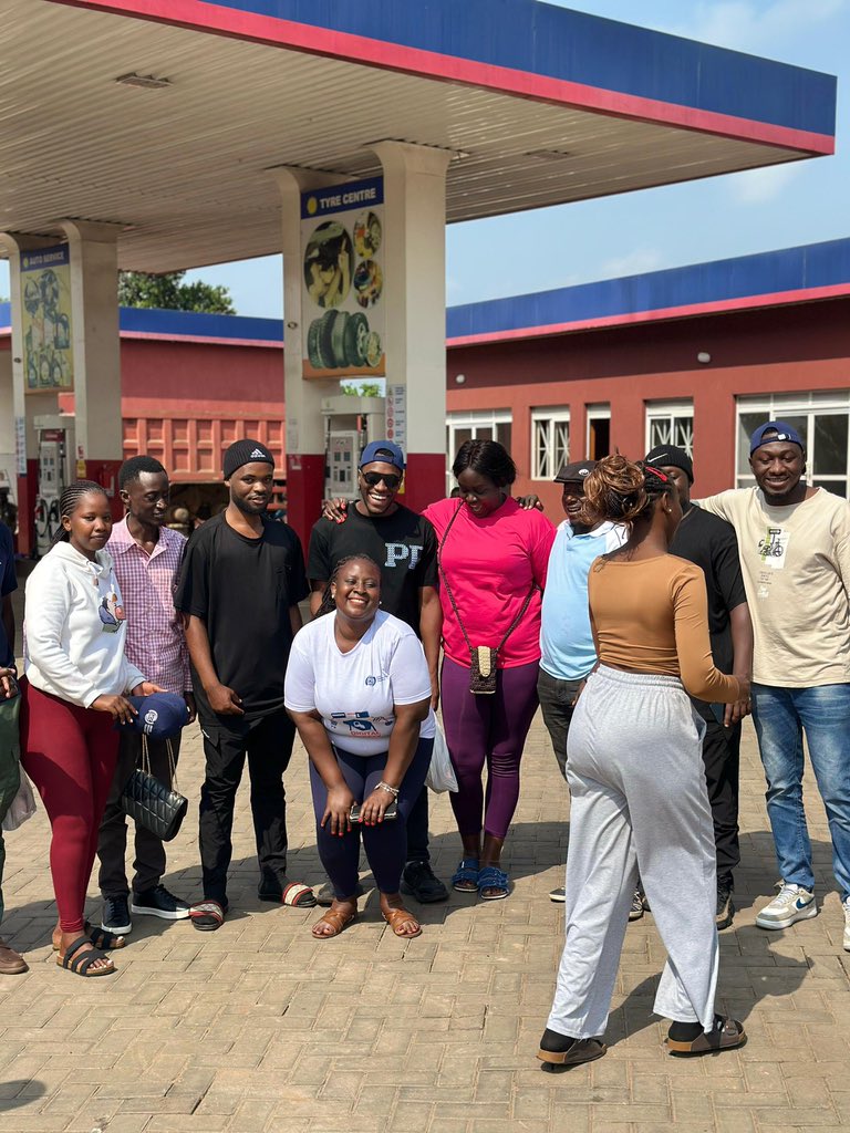 SyliviaKeiz's tweet image. A trip to northern Uganda .
Good vibes 🤩🤩
#GoldenPosts
@DerrickMutebi54
@Glenn_Noel_Ics
@esther_shantal