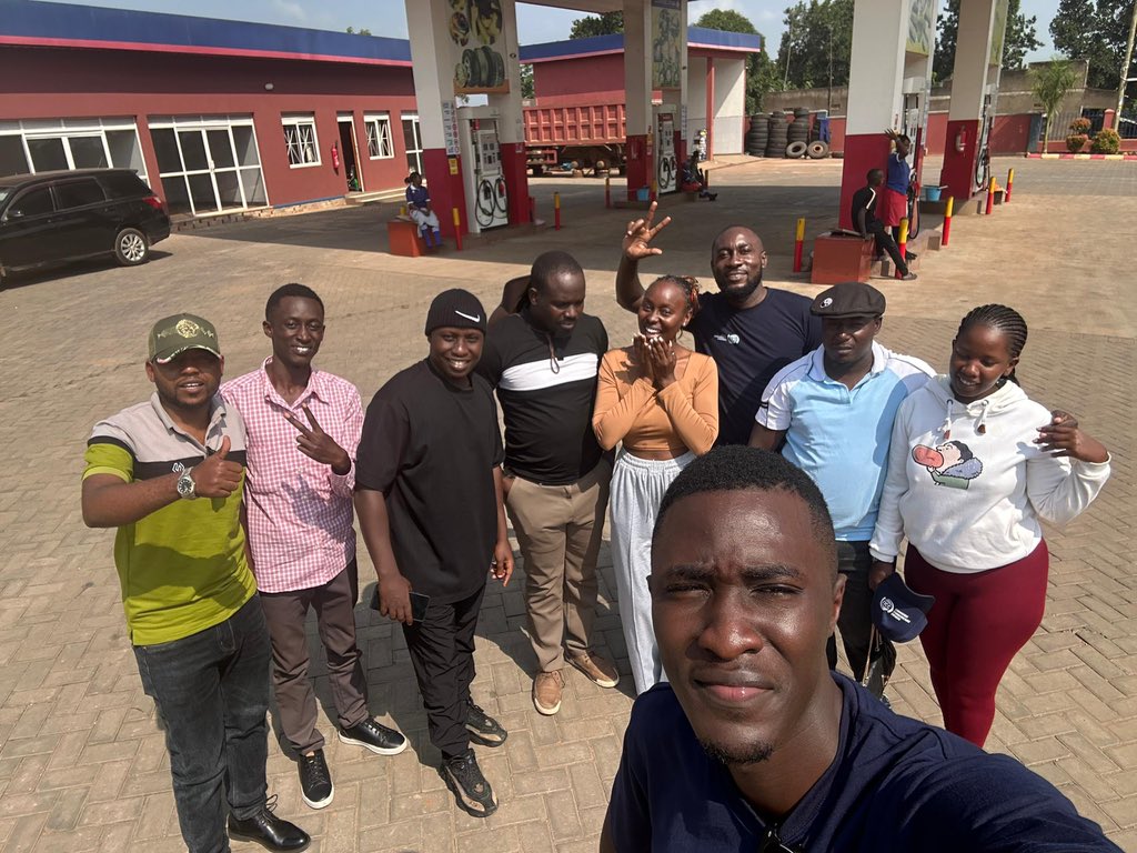 SyliviaKeiz's tweet image. A trip to northern Uganda .
Good vibes 🤩🤩
#GoldenPosts
@DerrickMutebi54
@Glenn_Noel_Ics
@esther_shantal