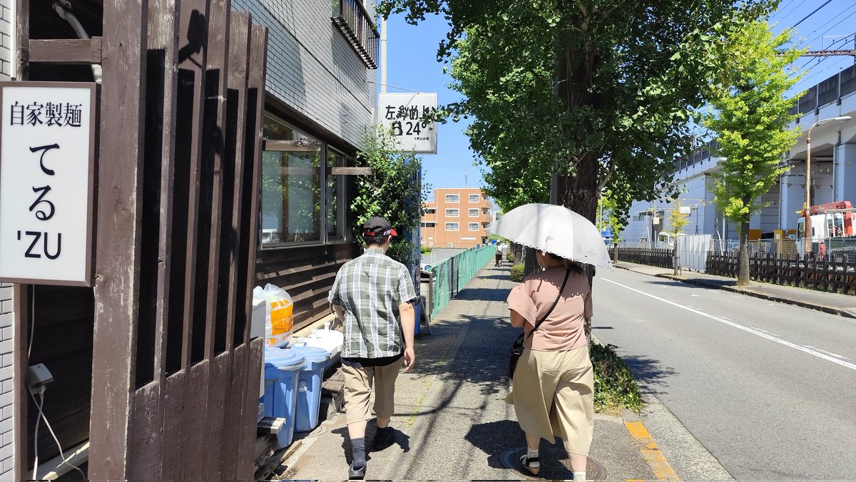 gontourist's tweet photo. 午後から休暇を取って、
煮込��や左斜め24°　さんへ

間違いないこの味、美味しさ！

#煮込みや左斜め24°
#自家製麺てるZU https://t.co/rTddopaTH4