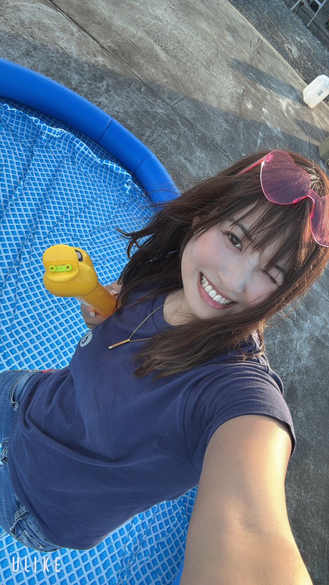 サメに噛まれたバイク女子♡ みんたん ❤️ 9月6日 赤べこ