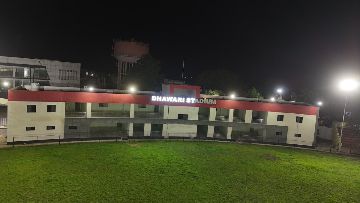 सतना स्मार्ट सिटी द्वारा विकसित धवारी क्रिकेट स्टेडियम सतना के क्रिकेट खेल प्रेमियों के लिए एक बड़ी सौगात ।
निश्चित ही इस स्टेडियम से सतना को खेल जगत में नई पहचान मिलेगी।

#satnacitykikahani #satnasmartcity #cricketstadium #khelosatna #cricket #sportscricket #smartcitymission