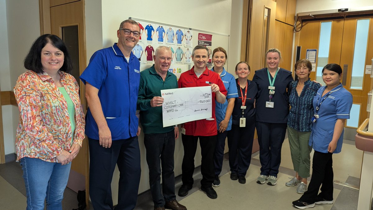 WesternHSCTrust's tweet image. Our Cardiology Ward received a donation from recent inpatient Lawrence Donaghy in gratitude for the care received. The money was raised by donations at Limavady Football Club during his 80th Birthday celebrations
It was presented by Lawrence, his wife Pauline & daughter Lorraine