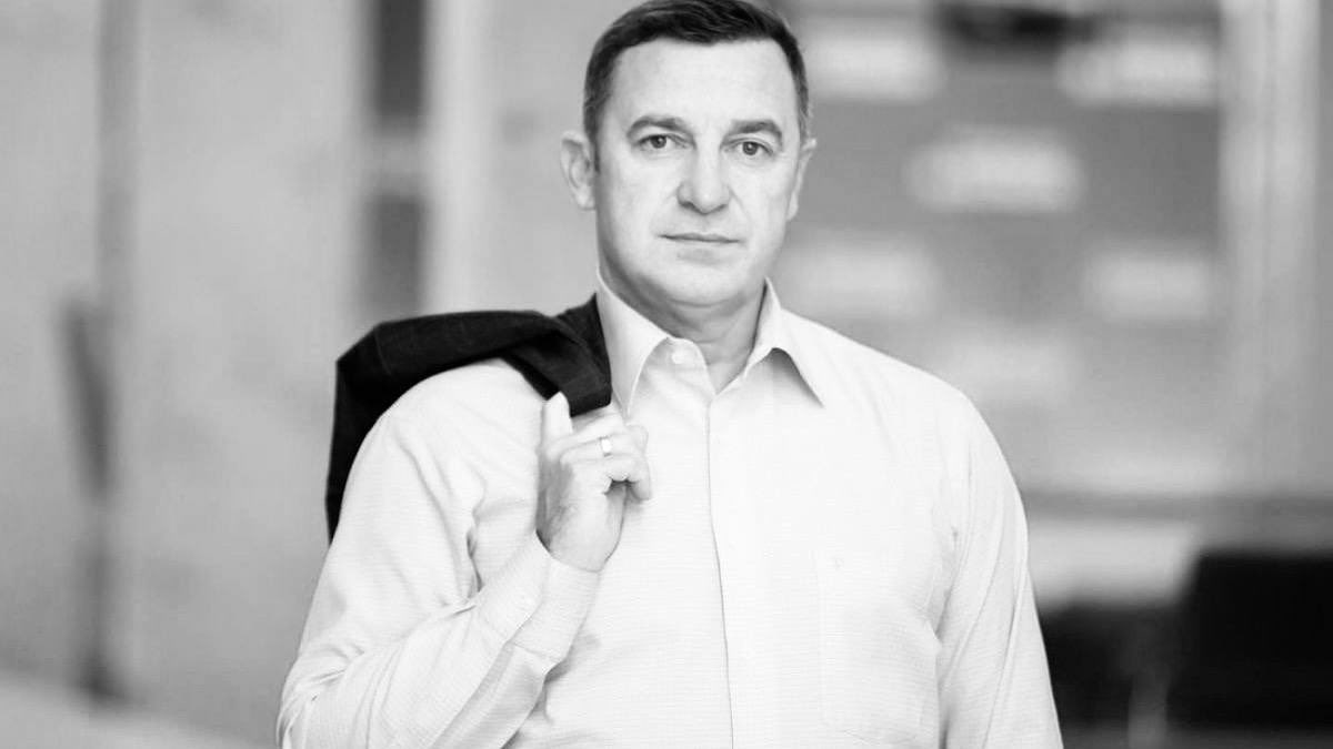 kit_ess's tweet image. 🕯Нардеп від партії "Голос" Ярослав Рущишин загинув у результаті ДТП
"Ярослав створював, підтримував, надихав. Він був завжди вперто робив те, що вважав правильним!", - каже про депутата Петро Порошенко
😔Найщиріші співчуття!
Світла пам’ять!