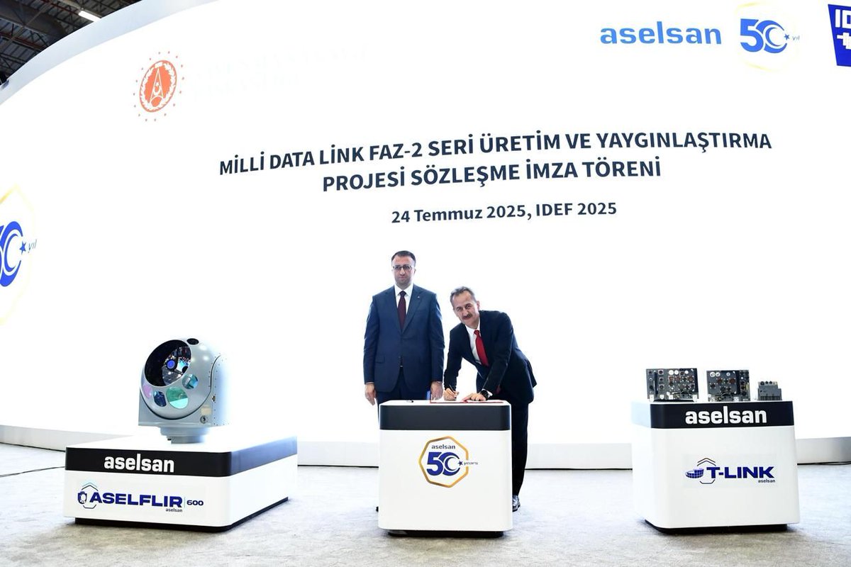 Gök Vatan vizyonunun milli omurgası: T-LINK 

ASELSAN Genel Müdürü Ahmet AKYOL:

▪️Bir uçağımızın radarıyla başka bir uçağımızdaki füzenin ateşlendiği, ya da bir gemimizdeki radarla başka bir gemimizin hava savunma sistemin aktif edildiği T-LINK'i milli olarak geliştirmeyi