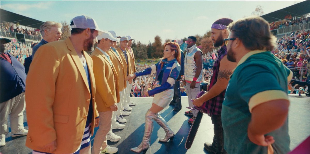TussalDimon's tweet image. Becky Lynch in Happy Gilmore 2. #WWERaw #Netfix