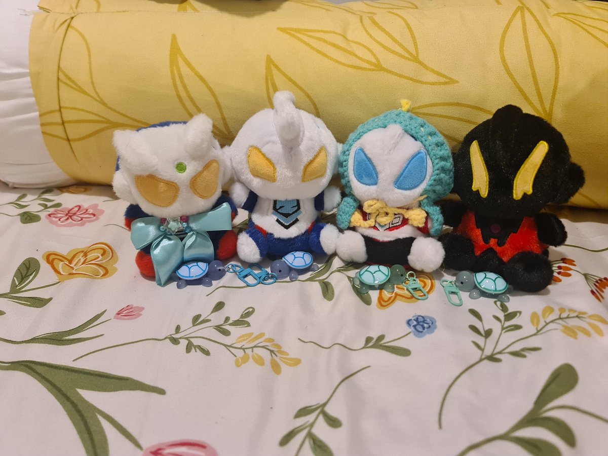 Docopurr_'s tweet image. Mr. Orb is in another room