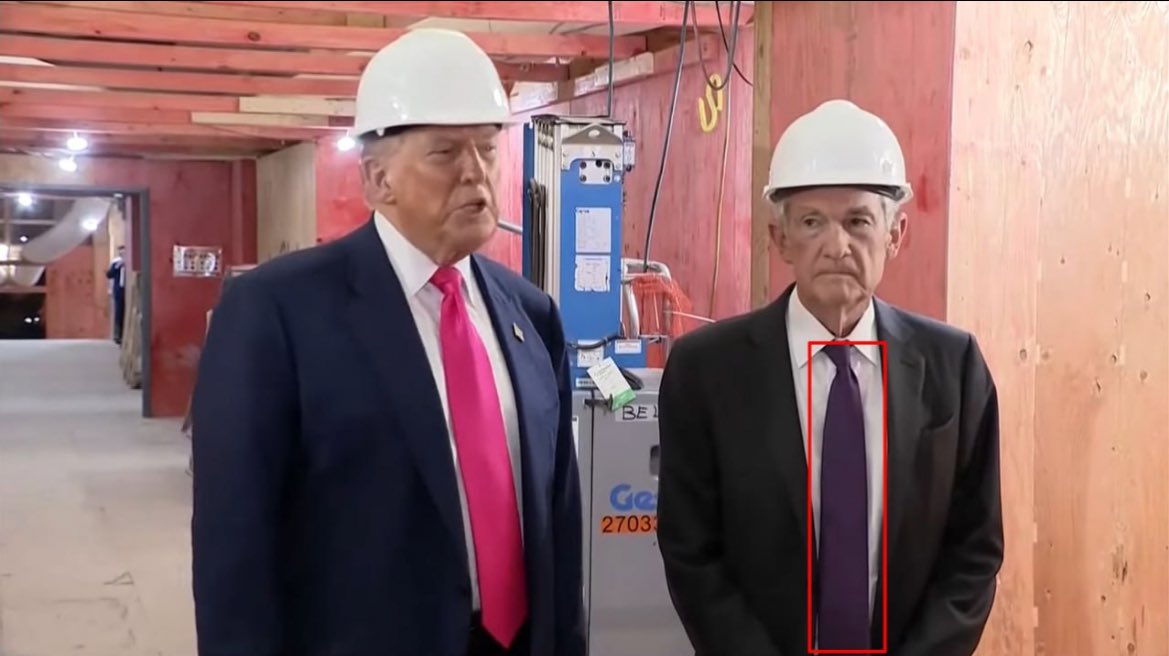13BabaYaga18's tweet photo. 1.1 Donald Trump increases pressure on the head of the Fed
As we know, Trump is a member of the Ripple team. It was expected that attacks on the Fed would begin in the summer, as Bearableguy predicted it in the picture.
#Ripple #xrp #FED #bearableguy #Trump https://t.co/4RAoXpJc6J