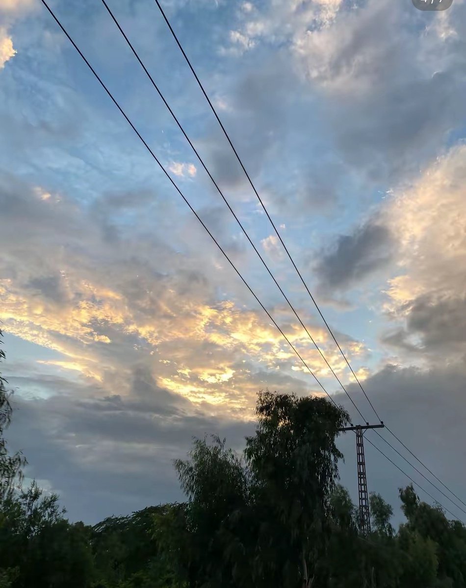 memuffin14's tweet image. July clouds media 🌫️📷