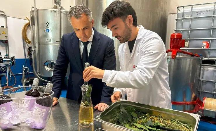 CarlosNovilloPi's tweet image. Con el objetivo consolidar un grupo de expertos del sector agroalimentario,
rural y medioambiental en la región, por primera vez, el @midra_i, convoca diez plazas de investigadores.
Estas oposiciones suponen un paso decisivo con el que reforzará su papel como Organismo Público…
