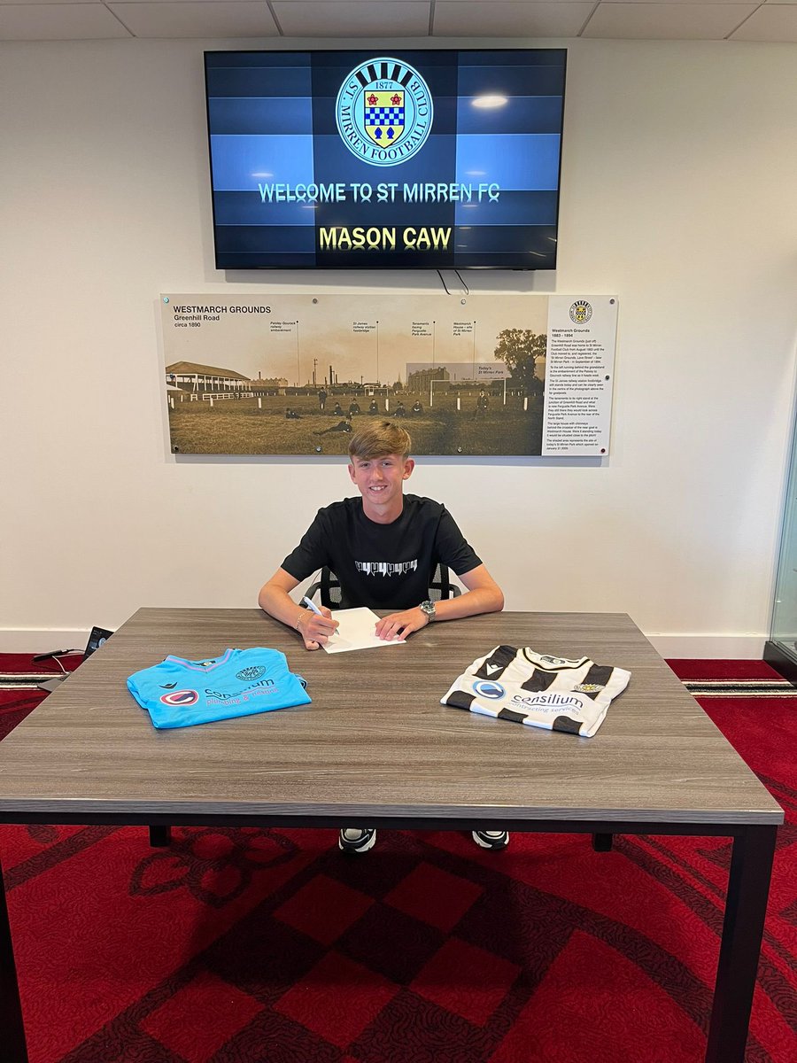 StMirrenAcad's tweet image. A massive welcome to The Buddies for some of our newest recruits as they star their journey with us. Great to have you all on board 📸⚽️
