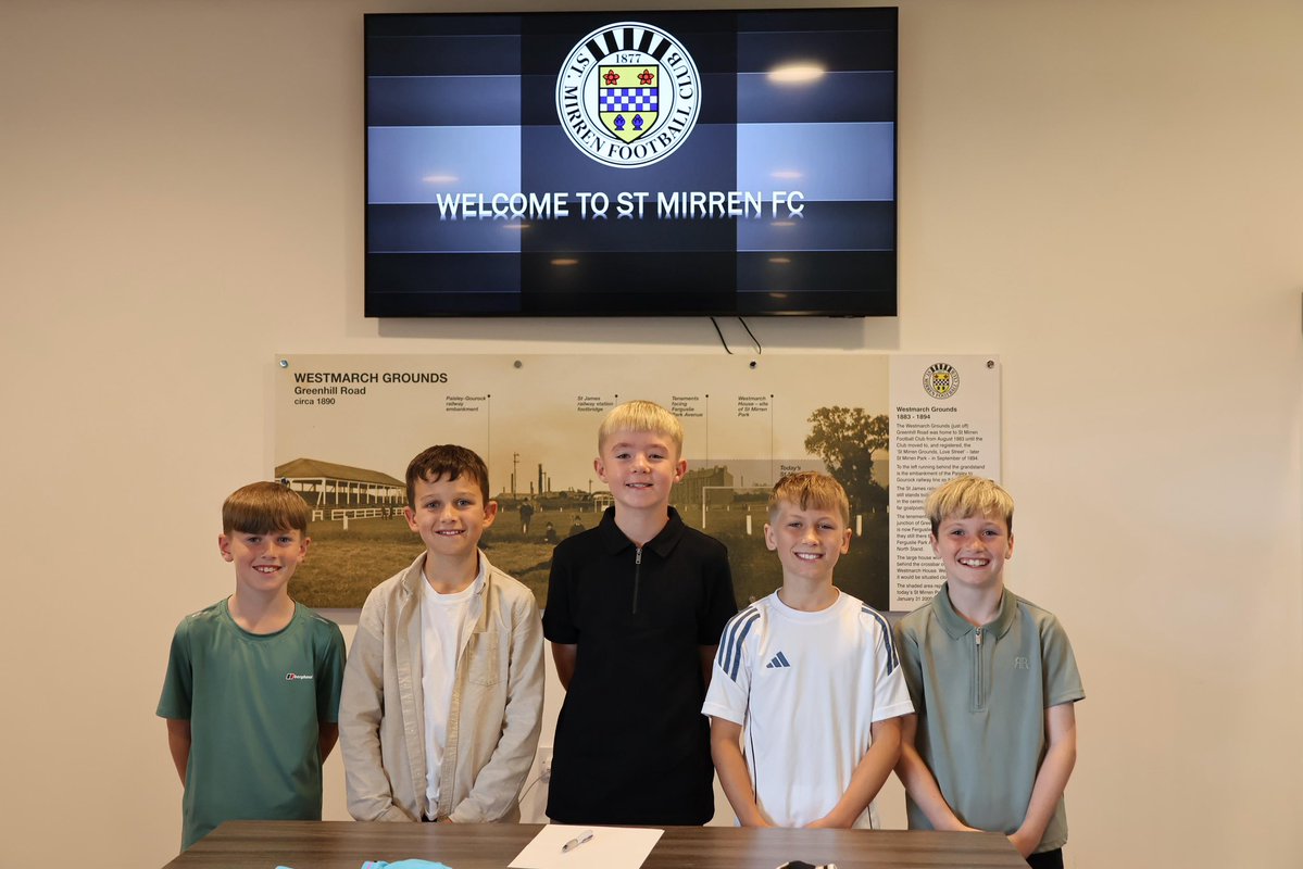 StMirrenAcad's tweet image. Also a massive welcome to our newest U11 recruits as they begin their journey through the academy 📸⚽️