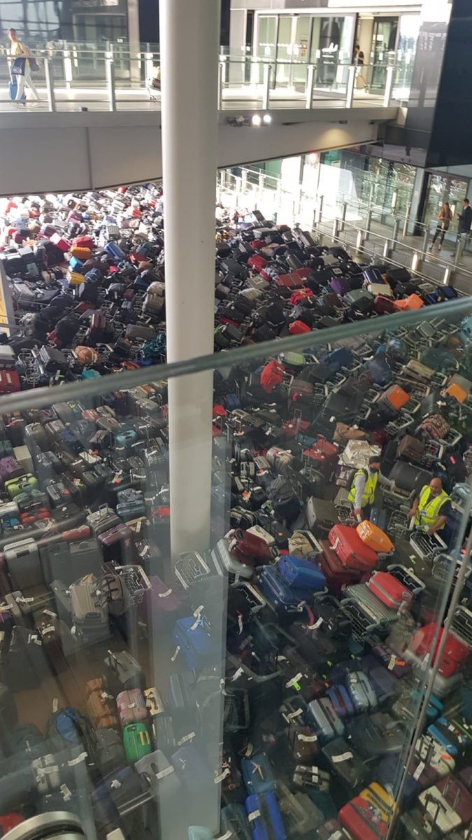 StansaidAirport's tweet image. 🎶You’re not going on a,
Summer holiday,
Go back to work for,
A week or two,
Fun and laughter from our,
Baggage Handlers,
And lost luggage from me to you,
Compo claim rejected too🎶