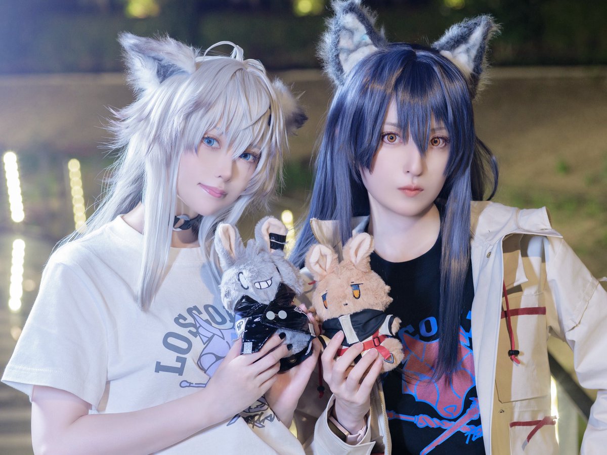 tkskon3's tweet image. 【Cosplay/コスプレ】
アークナイツ OIOIコラボ衣装
Say cheese??
🐺🐰🐰🐺
ラップランド…Tocchiちゃん ( @rinto9q9 )
テキサス…つかさ
写真…buaisuさん
#arknights #明日方舟
#拉普兰德 #德克萨斯
#tkscos #ラグコス2025