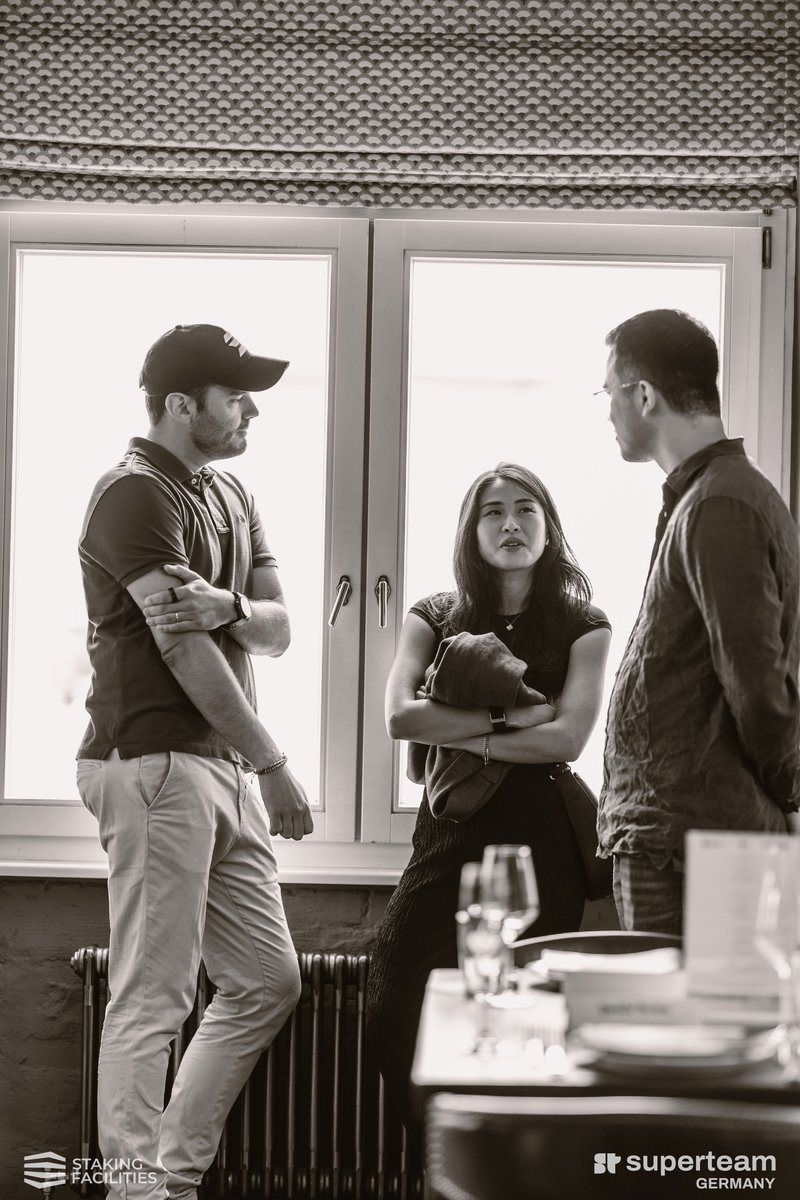 Had a great time pitching at the Soho House Berlin investor dinner. Incredible crowd, thoughtful conversations, and a strong lineup of projects shaping the future o̶f̶ ̶c̶r̶y̶p̶t̶o̶ 💪

Big thanks to <a href="/SuperteamDE/">Superteam Germany</a> and <a href="/StakingFac/">Staking Facilities</a>  for putting together such a special night. 🙌