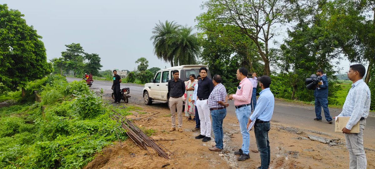 DM Cuttack (@cuttackdm) on Twitter photo Today Collector and DM visited Banipada Mega Pipe Water Supply, Indranipatna Intake Project and reviewed about work progress of Pipe Water Supply Project with all Stake holders. <a href="/CMO_Odisha/">CMO Odisha</a> <a href="/IPR_Odisha/">I & PR Department, Odisha</a> <a href="/PRDeptOdisha/">Panchayati Raj and Drinking Water Department</a> Today Collector and DM visited Banipada Mega Pipe Water Supply, Indranipatna Intake Project and reviewed about work progress of Pipe Water Supply Project with all Stake holders. <a href="/CMO_Odisha/">CMO Odisha</a> <a href="/IPR_Odisha/">I & PR Department, Odisha</a> <a href="/PRDeptOdisha/">Panchayati Raj and Drinking Water Department</a>