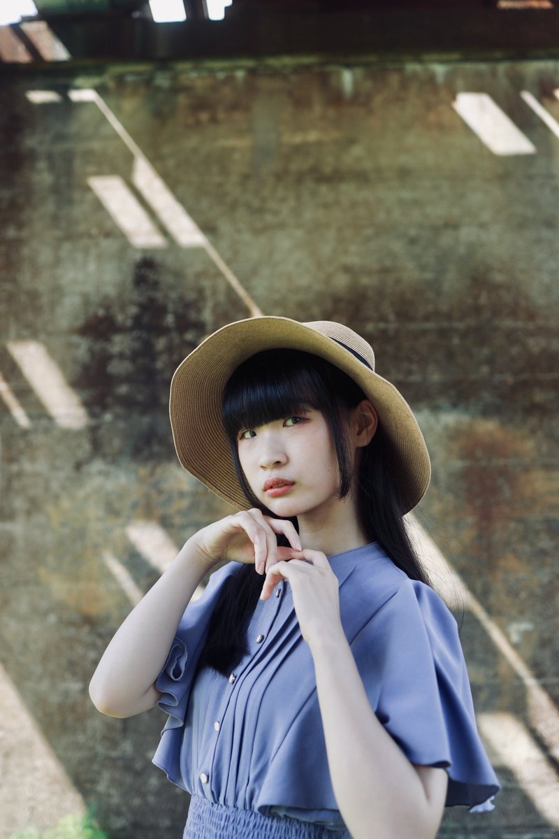 ひまわりさんリク撮 at 矢田川河川敷 in Jul.21st.,2025
<a href="/sunflower_q10/">ひまわり🌻</a> 
お互いさくひん魂在廊の前に撮影😆📷
ノスタルジックな雰囲気で
#ポートレート #矢田川河川敷