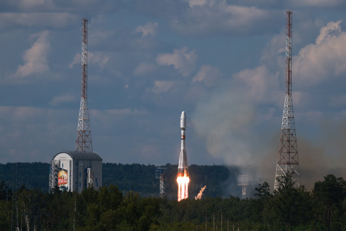 imp_navigator's tweet image. Today, from Russian Vostochny cosmodrome was launched the Soyuz-2.1B SLV with Russian Ionosphere-M №3 and №4 and other satelites including the Iranian Nahid-2 telecommunications satellite made by the Iranian Space Research Center.