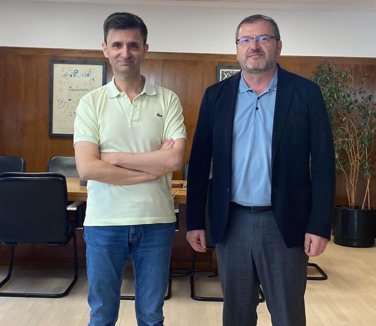 📺El president de @RTVE, José Pablo López, es compromet amb l’OCB a fer possible la recepció del nou canal de televisió 2Cat a les Illes Balears, a través de l’opció tècnicament més adient, i a materialitzar altres peticions de l’entitat.