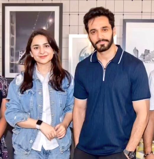 _Rinitweets_'s tweet image. Khada hu aaj bhi vhi😭🧍🏻‍♀️
#YumHaj