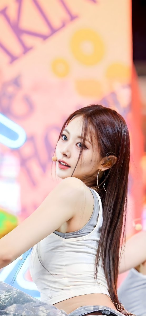ForeverTwiceOT9's tweet image. Inkigayo-- Tzuyu. Part 1
FULL SCREEN WALLPAPERS.
Go to my Google drive and download 60000 HD Twice photos for free.
drive.google.com/drive/folders/…
#TWICE #트와이스 #ONCE #원스 #OT9
#쯔위 #ツウィ #子瑜 #TZUYU