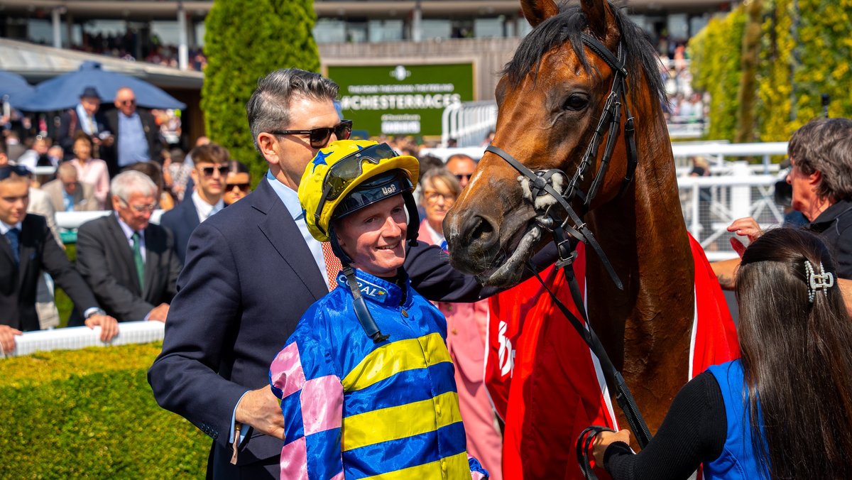ChesterRaces's tweet image. ONE SLEEP TO GO!😴
Midsummer Meeting – in partnership with John Smith’s🎉
Tomorrow | Saturday 26 July💃
Here’s everything you need to know:
🕦Gates open: 11:30am
🏇First race: 1:30pm
🏁Last race: 4:55pm
🎟️Tickets still available on the day – don’t miss out!