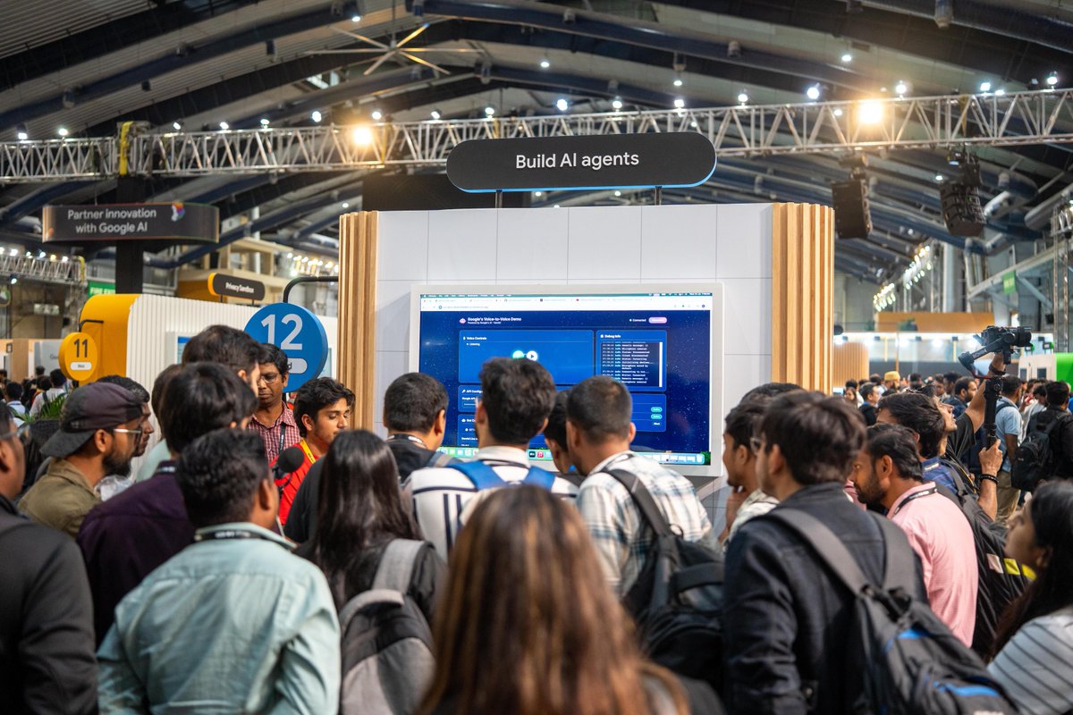 GoogleCloud_IN's tweet image. India, what a turnout at #GoogleIOConnect this year! ๐ฅ We saw some of the brightest minds come together to explore the future of #AI โ and we're excited to see you use the latest tools to power your next breakthrough ๐ Check out some highlights from the event ๐๐ผ