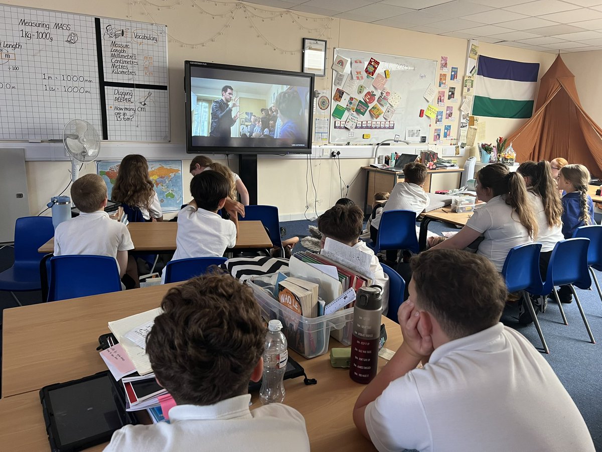 Y5Snicket's tweet image. We are enjoying watching ‘Wonder’! We picked this film as we have been reading the book during Story Time📚🎬