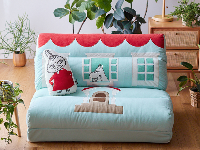 moomin_jp's tweet image. ベルメゾンから、#ムーミンの日 を記念して、『4WAYソファーベッド』が新発売💺
かわいいリトルミイのクッション付きで、ムーミンやしきをデザインしたソファベットは、4通りに使える、遊び心と実用性が詰まったアイテム!リラックスタイムがさらに楽しくなりそうですね♬
moomin.co.jp/news/products/…