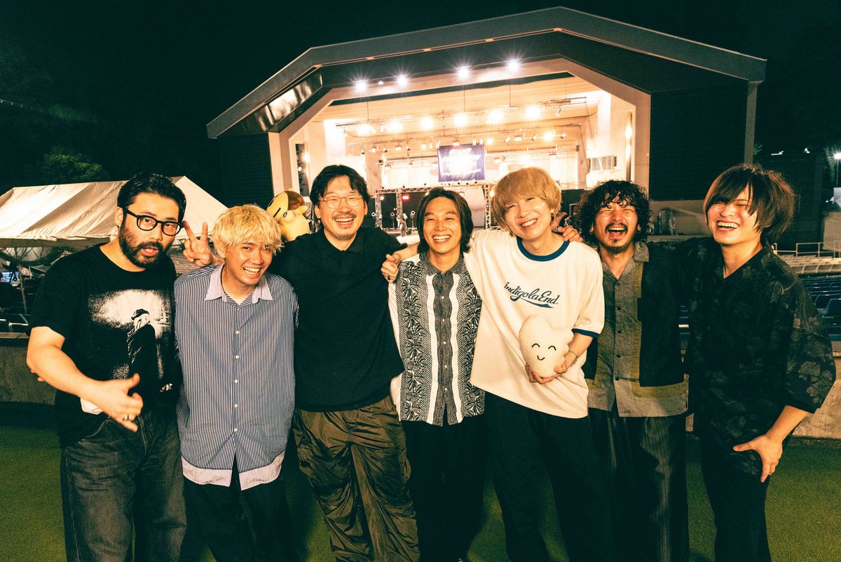 spice_mu's tweet image. 「仲良くなって、また一緒にやりたい」indigo la End × Omoinotake、夏夜の大阪城野音で迎えた最高の結末『SOUND CONNECTION -SUNSET PARTY-』 #サウコネ spice.eplus.jp/articles/339221