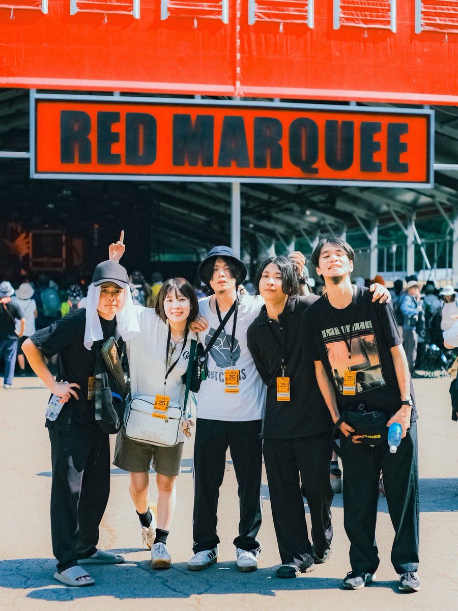 kurayami_saka's tweet image. FUJI ROCK FESTIVAL'25
最高にたのしかったー!
早い時間からたくさんの人が観に来てくれてうれしかったよ
みんなといつか苗場でまた会えるといいな
#fujirock #フジロック
📸@tatsuhito_tkg