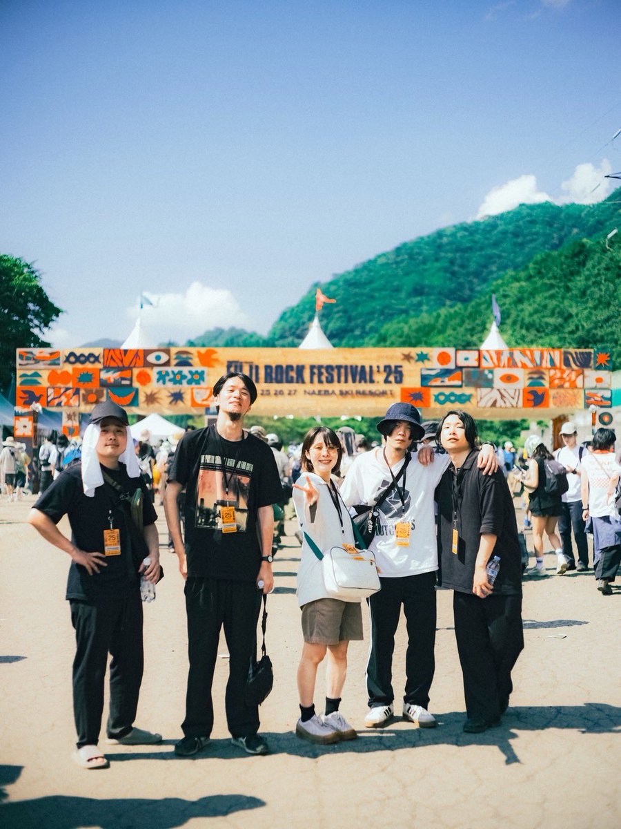 kurayami_saka's tweet image. FUJI ROCK FESTIVAL'25
最高にたのしかったー!
早い時間からたくさんの人が観に来てくれてうれしかったよ
みんなといつか苗場でまた会えるといいな
#fujirock #フジロック
📸@tatsuhito_tkg