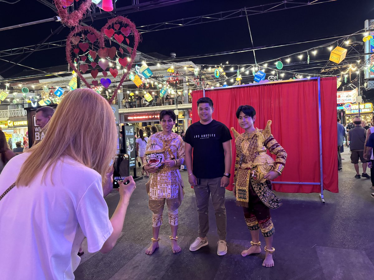 DrMonoroth's tweet photo. កុំភ្លេច Follow ខ្ញុំផង

#ថៃបាញ់មុន #ថៃជាអ្នកផ្តើមសង្គ្រាម #ThailandOpenFireFirst #ThailandStartedTheWar #ไทยเป็นผู้เริ่มสงคราม #JusticeForCambodia #cambodianeedpeace 🙏🇰🇭❤️👨‍⚕️ https://t.co/7HkXkHPkl1