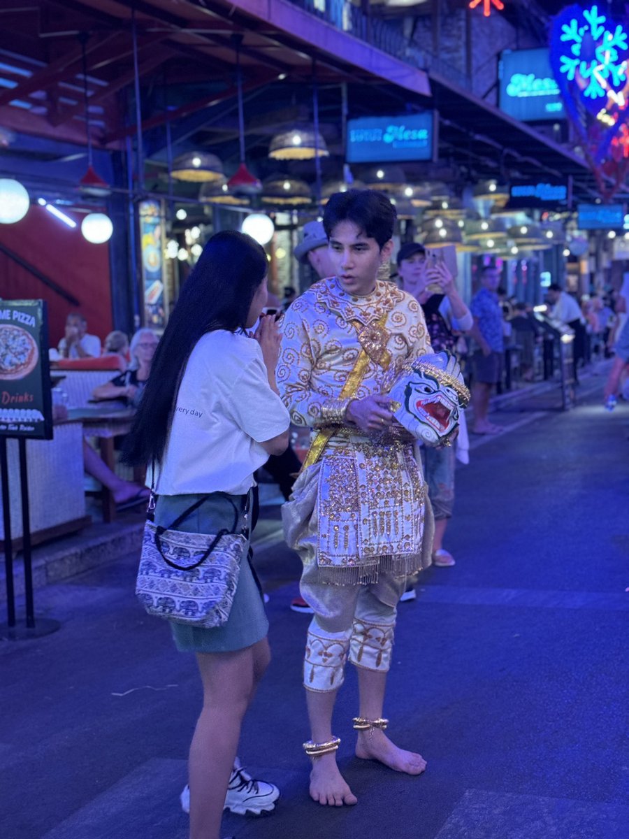 DrMonoroth's tweet photo. កុំភ្លេច Follow ខ្ញុំផង

#ថៃបាញ់មុន #ថៃជាអ្នកផ្តើមសង្គ្រាម #ThailandOpenFireFirst #ThailandStartedTheWar #ไทยเป็นผู้เริ่มสงคราม #JusticeForCambodia #cambodianeedpeace 🙏🇰🇭❤️👨‍⚕️ https://t.co/7HkXkHPkl1