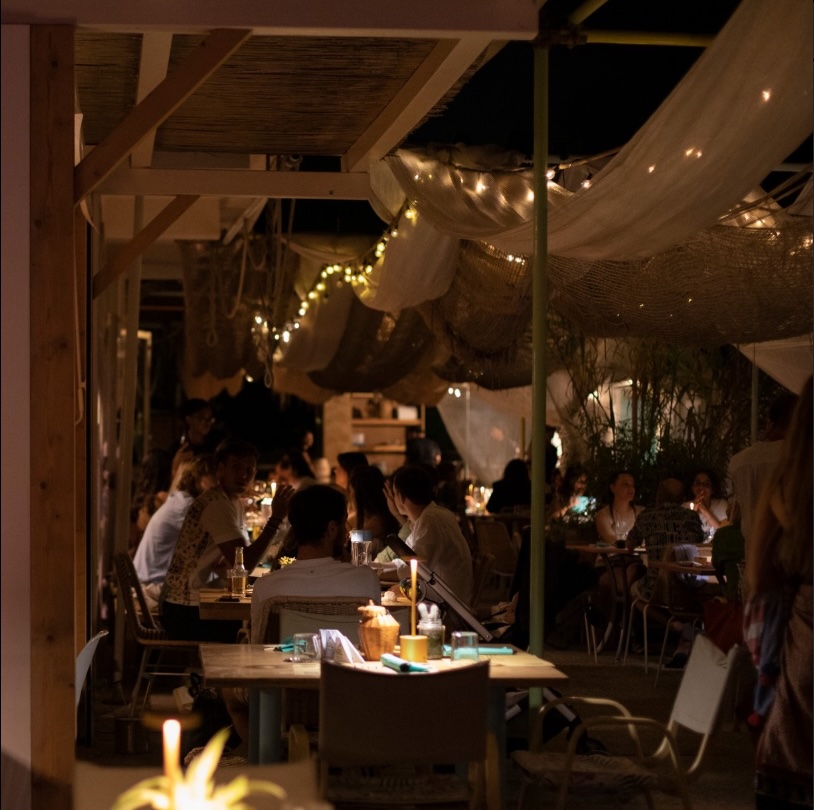 Fino al 14 agosto, sabato sera (e Ferragosto!) in relax con il 🚍🌙 DISCOBUS 2025!!
🌊 Il servizio di trasporto notturno è attivo, sabato 26 luglio, sabato 2 ,9, e giovedì 14 agosto!
📲 Prenotazione obbligatoria via TicketWeb TPER

📸 di una serata perfetta @hunaglistravaccati