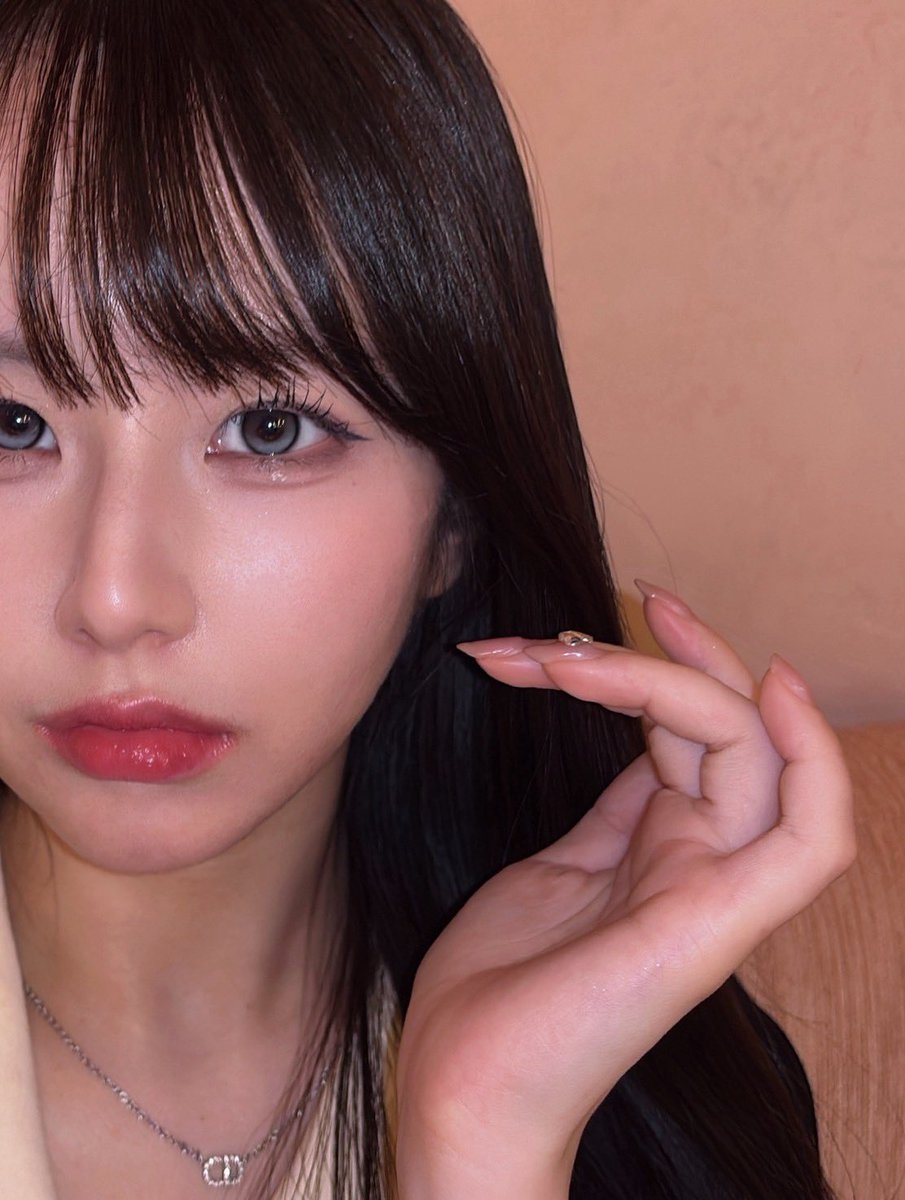 rechi325's tweet image. まつげカスカスだった私が半年前から使ってるマジョ マジョのまつげ美容液、うぶげまでハリ・コシ与えてくれて可愛い目もとになれるのに、肌に着色しない処方なので嬉しい。下まつげマスカラ塗れないくらいだったのに今ではマスカラも塗りやすいまつげにദ്ദി ˃ ᵕ ˂ )【PR】マジョリカ マジョルカ