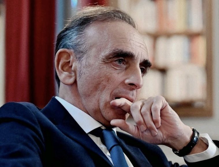 L’élection Présidentielle de 2027 sera un Référendum

La question est simple 

Voulez-vous que la France reste la France ?

J’ai pris ma décision.
