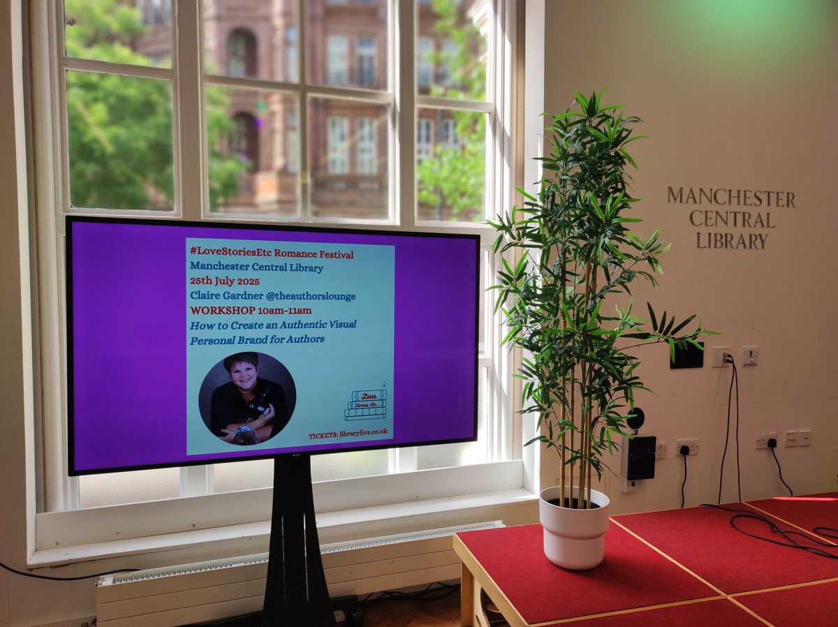 BookMinxSJV's tweet image. And we're off! Claire Gardner from #TheAuthorsLounge nailing how to build a personal brand for authors here at @MancLibraries #LoveStoriesEtc!
