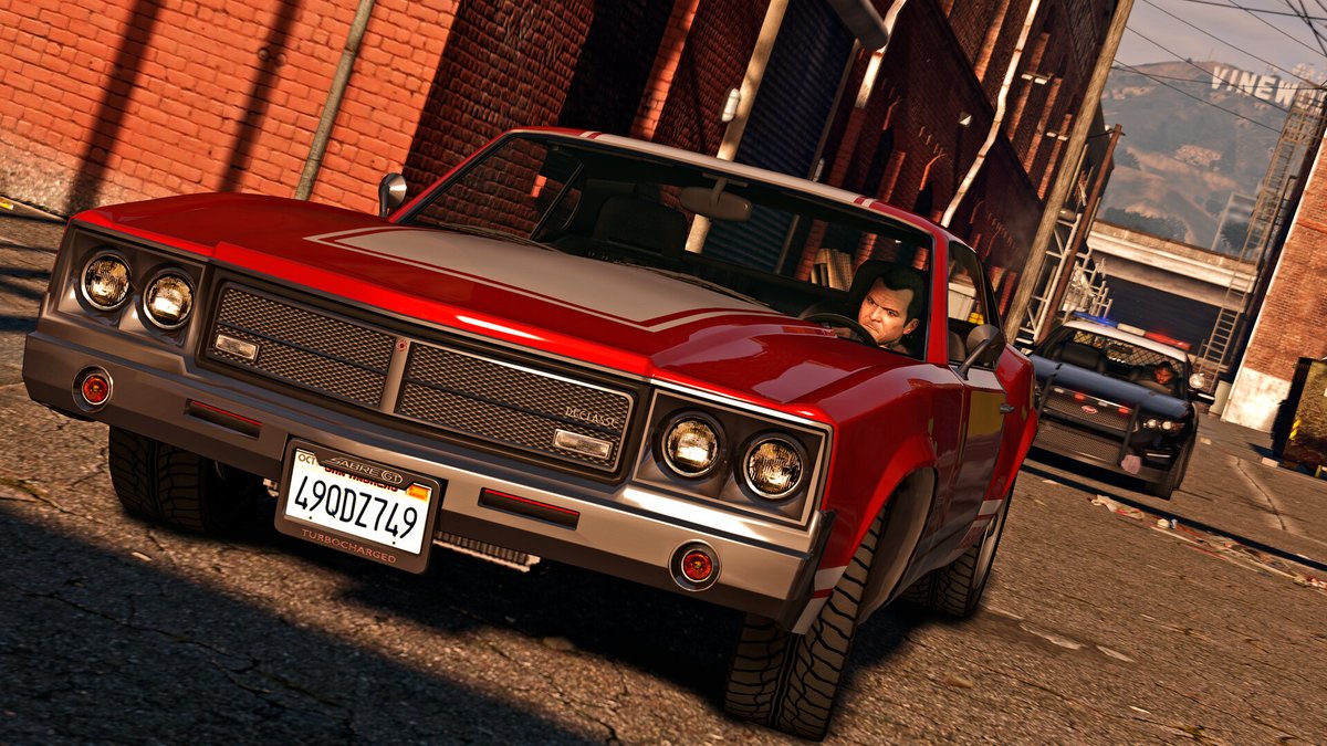 ImpactStoreEs's tweet image. La mejor manera de prepararse para #GTA6, el juego más esperado de los últimos tiempos: descubrir o redescubrir #GTA5. Sin duda. ¿Verdad?